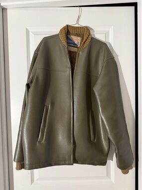 Vintage Olive Green Bomber Jacket with Knit Collar
